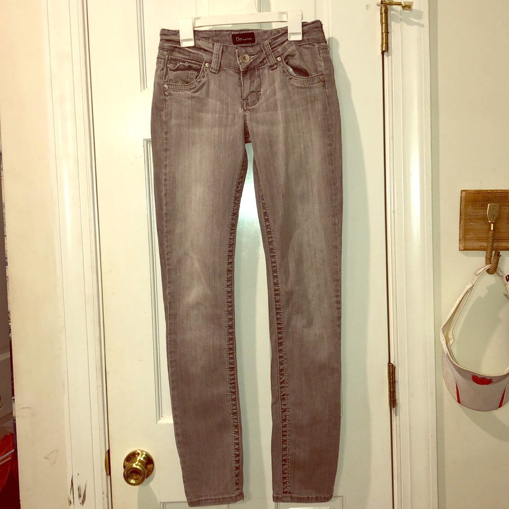 Women’s/Juniors Jeans